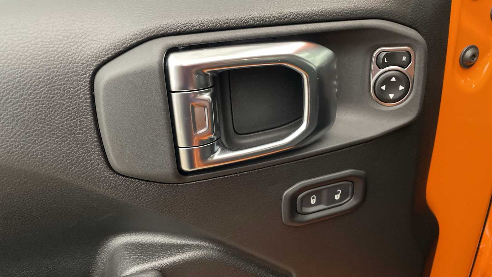 Thumbnail: 2025 Jeep Gladiator - 7