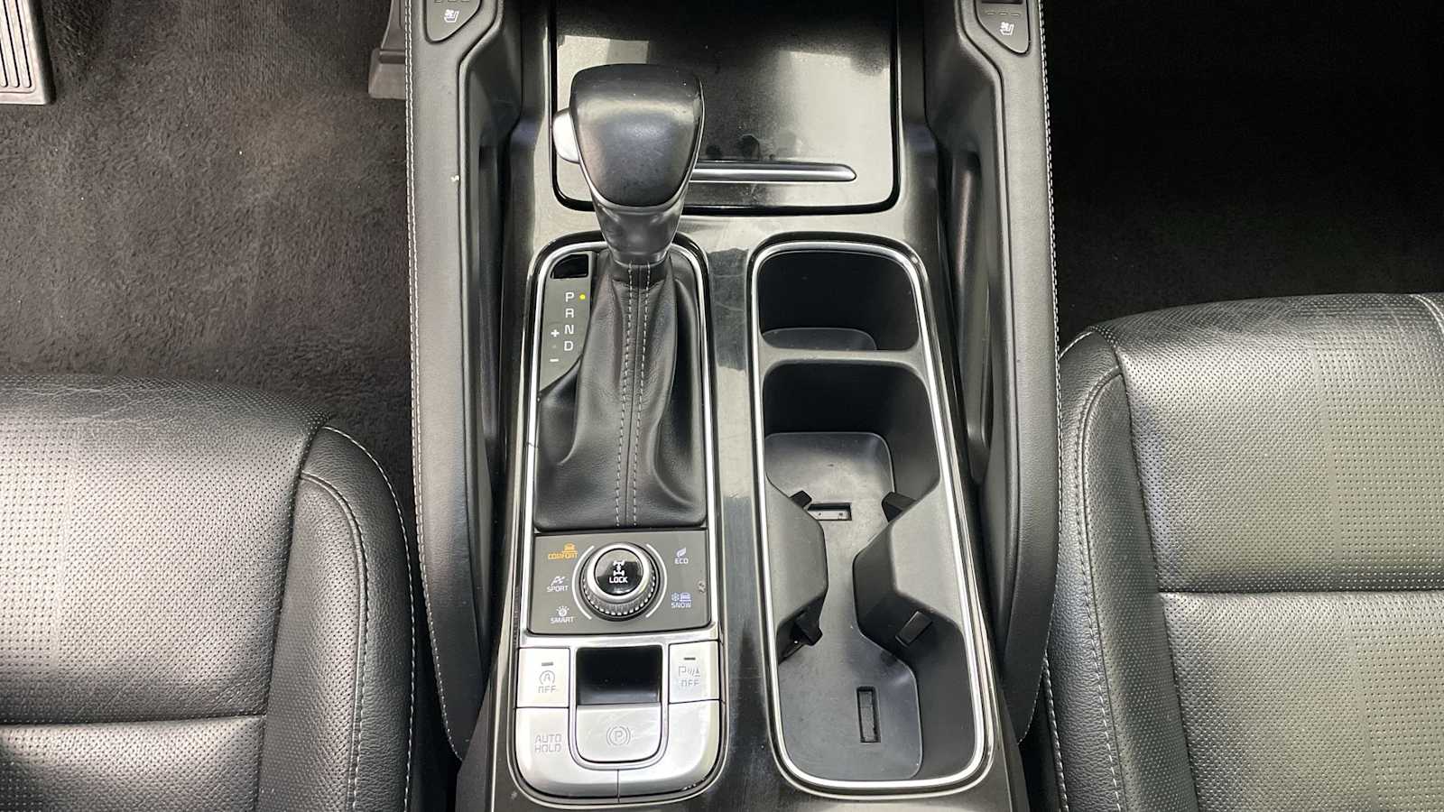 Thumbnail: 2021 Kia Telluride - 22