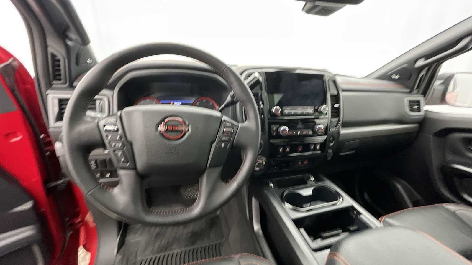 Thumbnail: 2024 Nissan Titan - 3