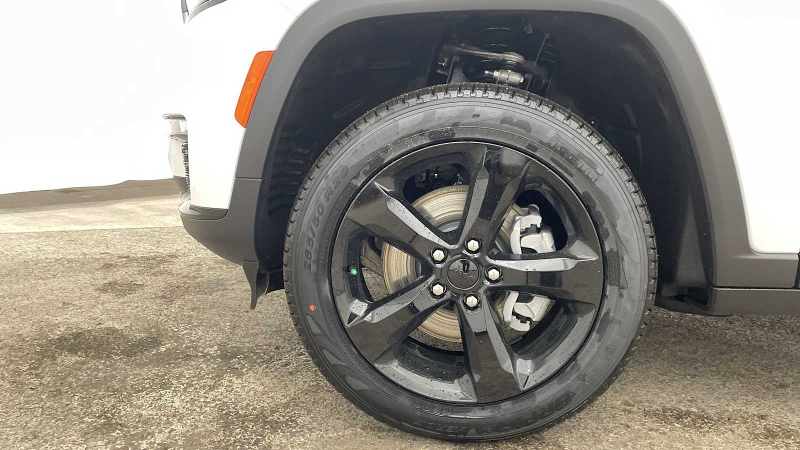 Thumbnail: 2025 Jeep Grand Cherokee - 45