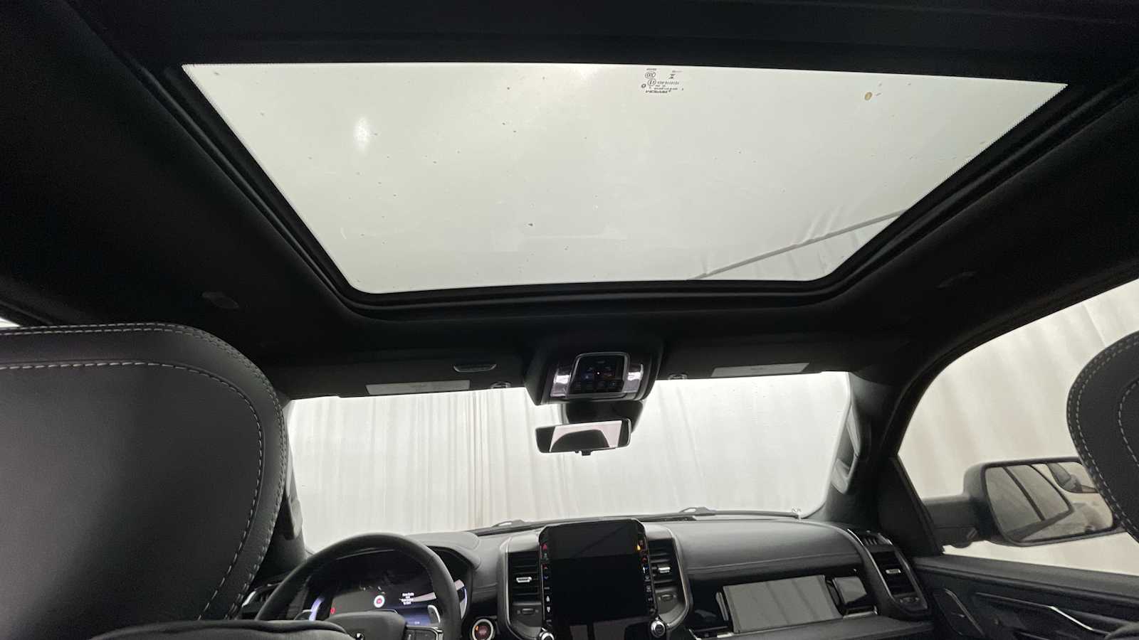 Thumbnail: 2026 RAM 1500 - 9