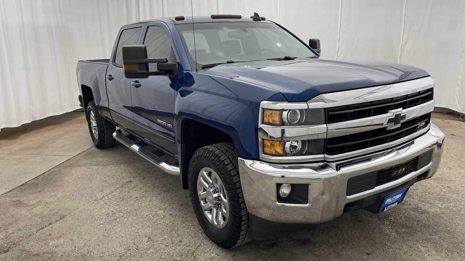 Thumbnail: 2018 Chevrolet Silverado 3500 - 35