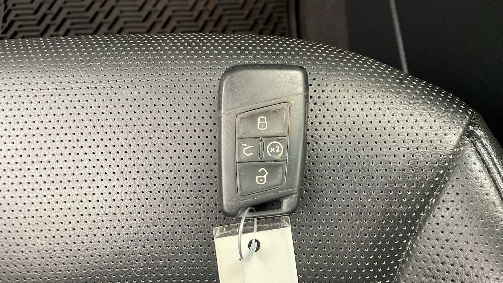 Thumbnail: 2019 Volkswagen Atlas - 25