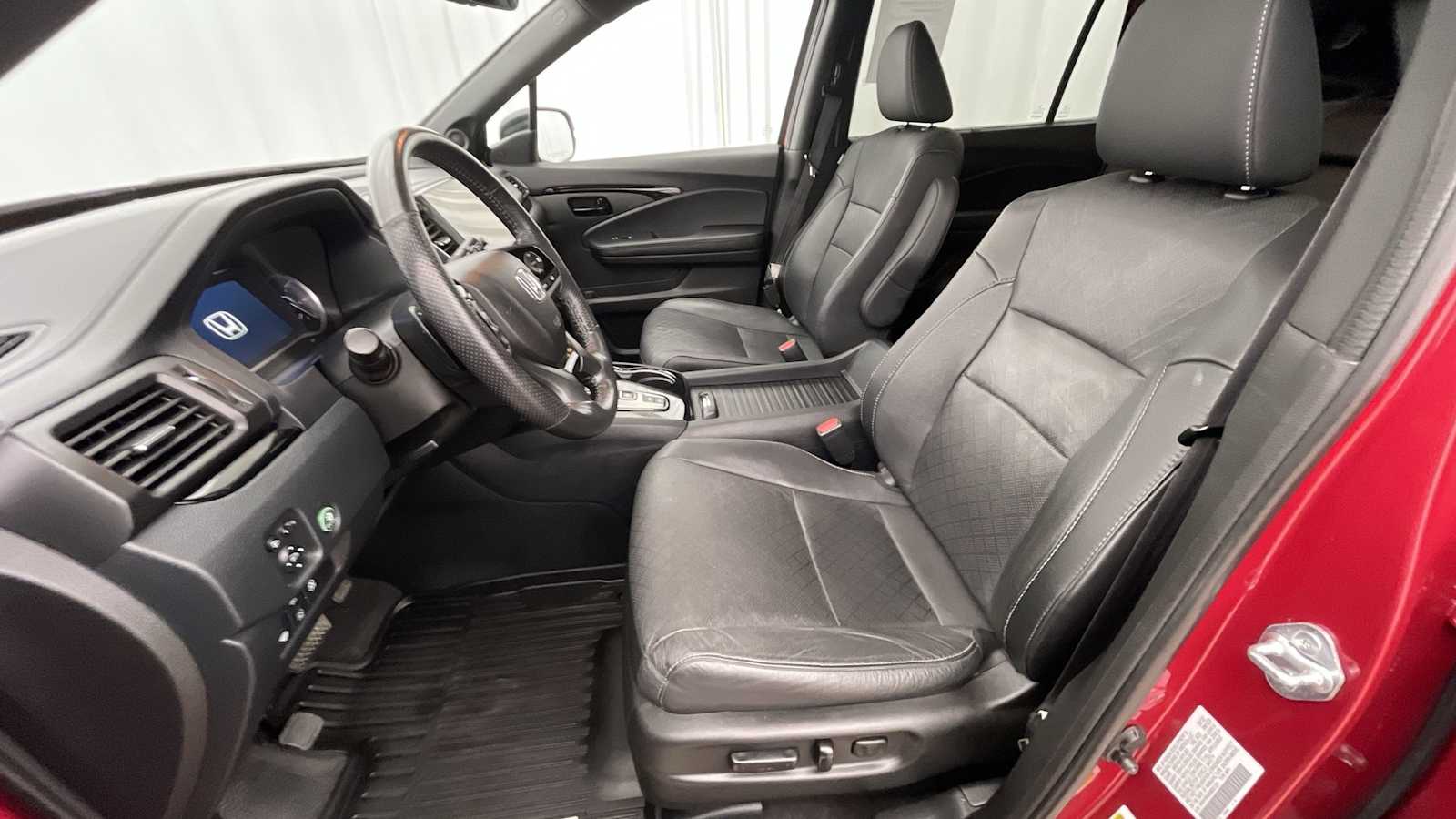 Thumbnail: 2022 Honda Passport - 6