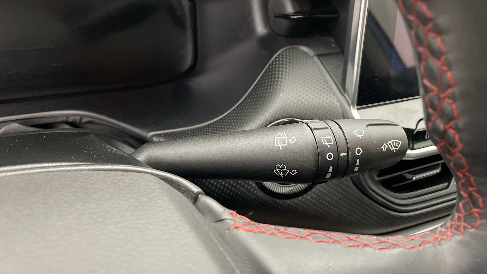 Thumbnail: 2022 Jeep Compass - 15