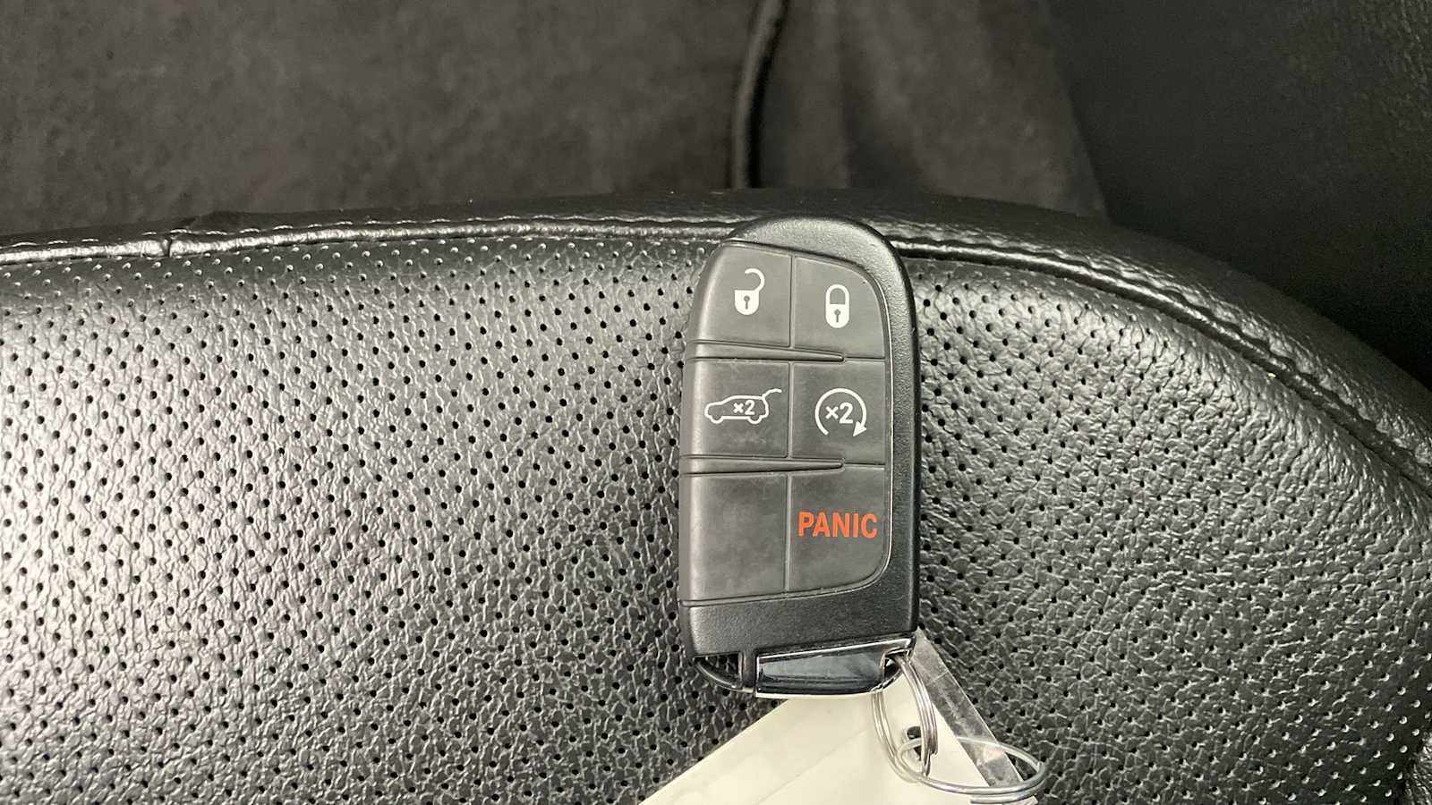 Thumbnail: 2022 Jeep Compass - 24