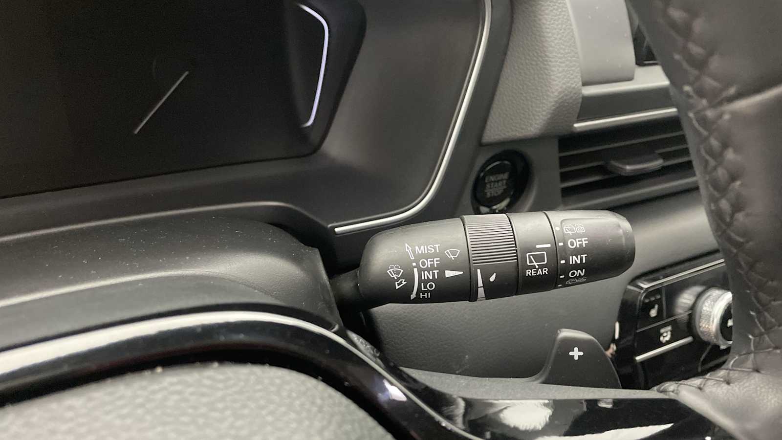 Thumbnail: 2024 Honda Pilot - 18