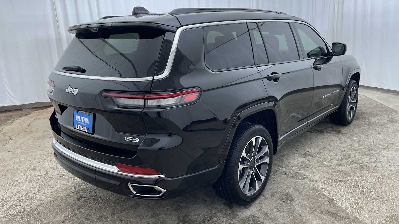 Thumbnail: 2025 Jeep Grand Cherokee - 39