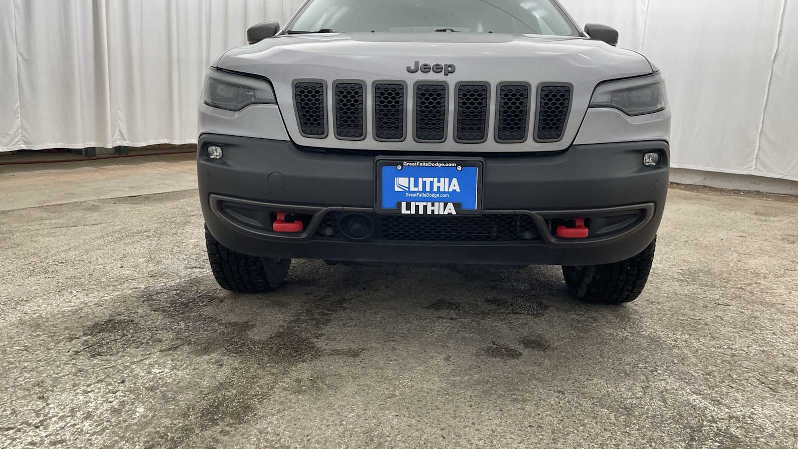 Thumbnail: 2019 Jeep Cherokee - 41