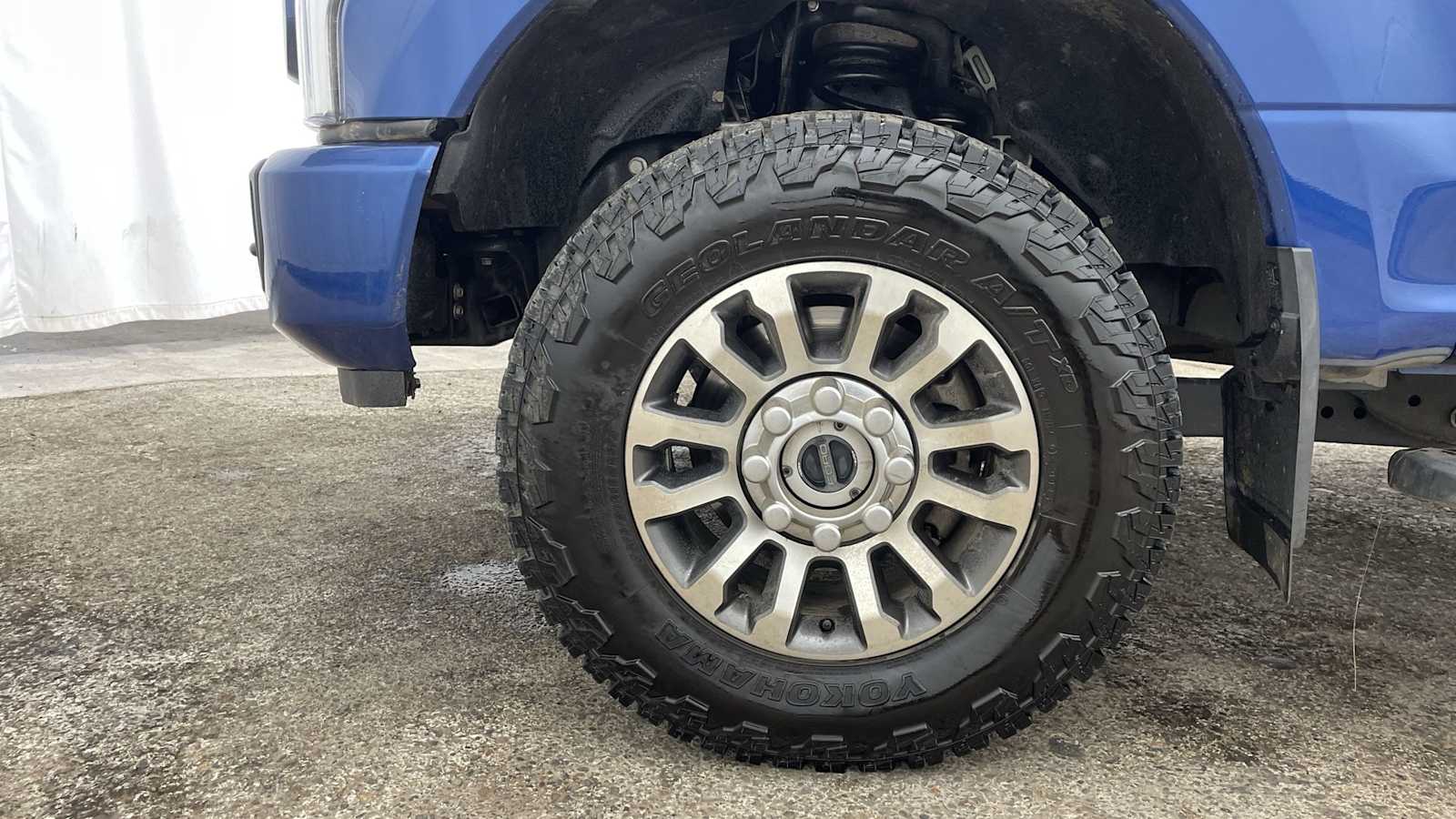 Thumbnail: 2022 Ford F-350 - 41
