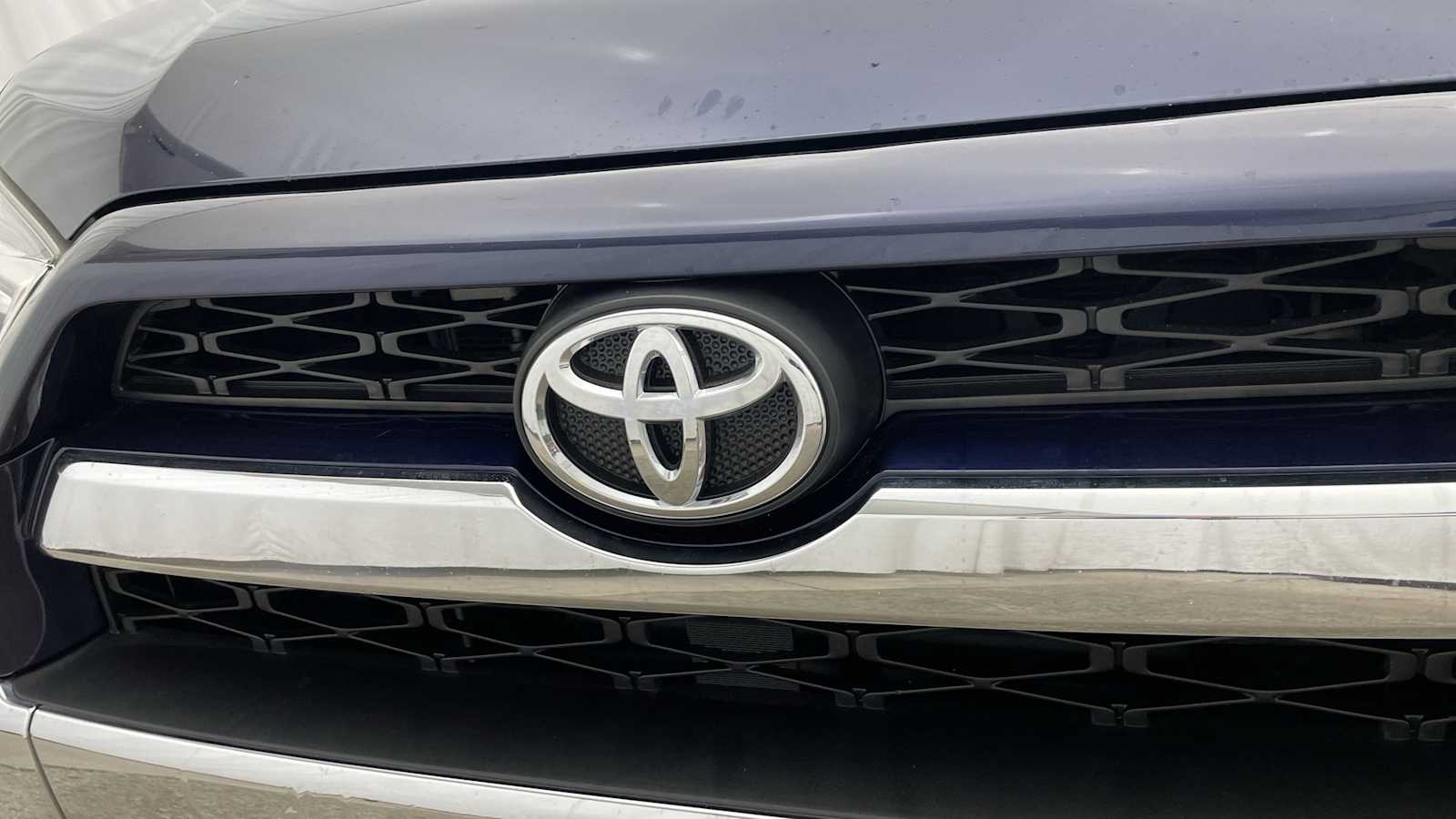 Thumbnail: 2018 Toyota 4Runner - 40