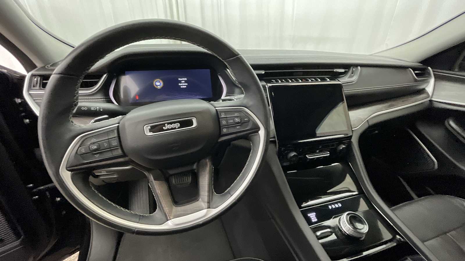 Thumbnail: 2022 Jeep Grand Cherokee - 3