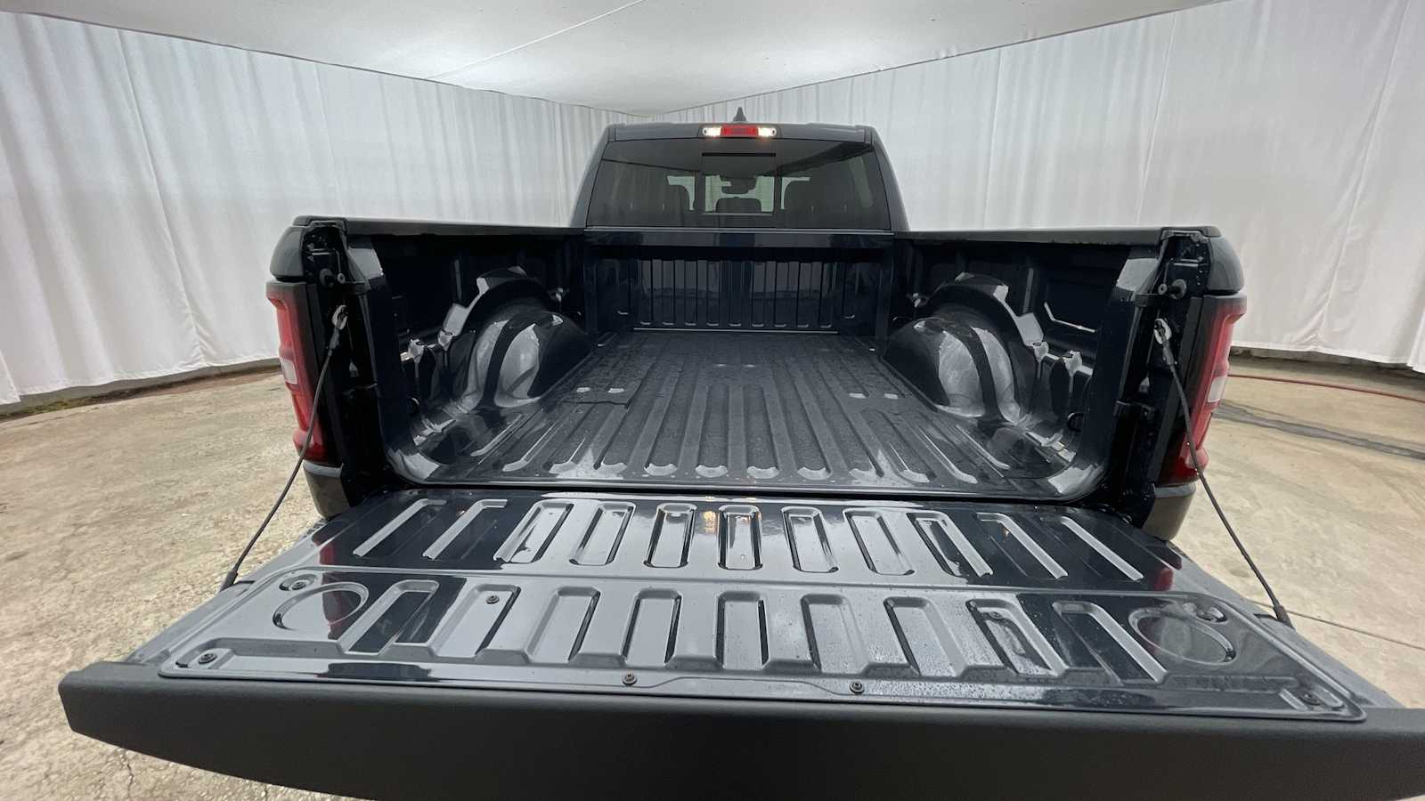 Thumbnail: 2026 RAM 1500 - 27