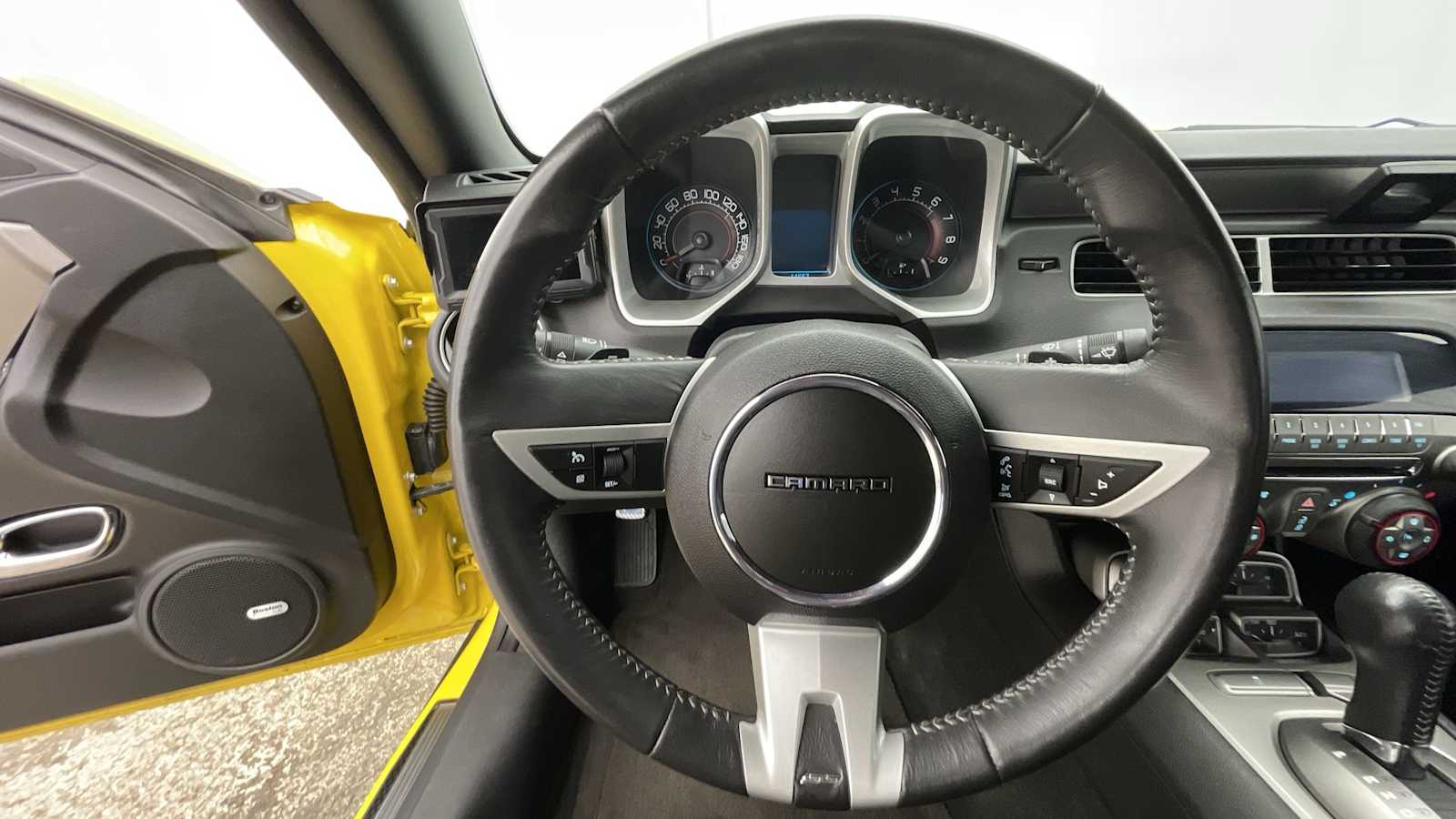 Thumbnail: 2011 Chevrolet Camaro - 11