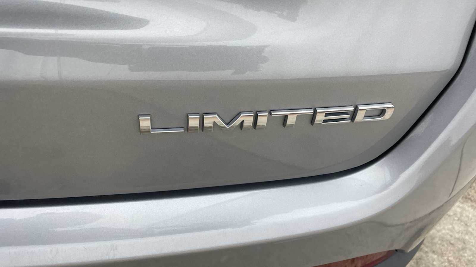 Thumbnail: 2022 Jeep Compass - 25