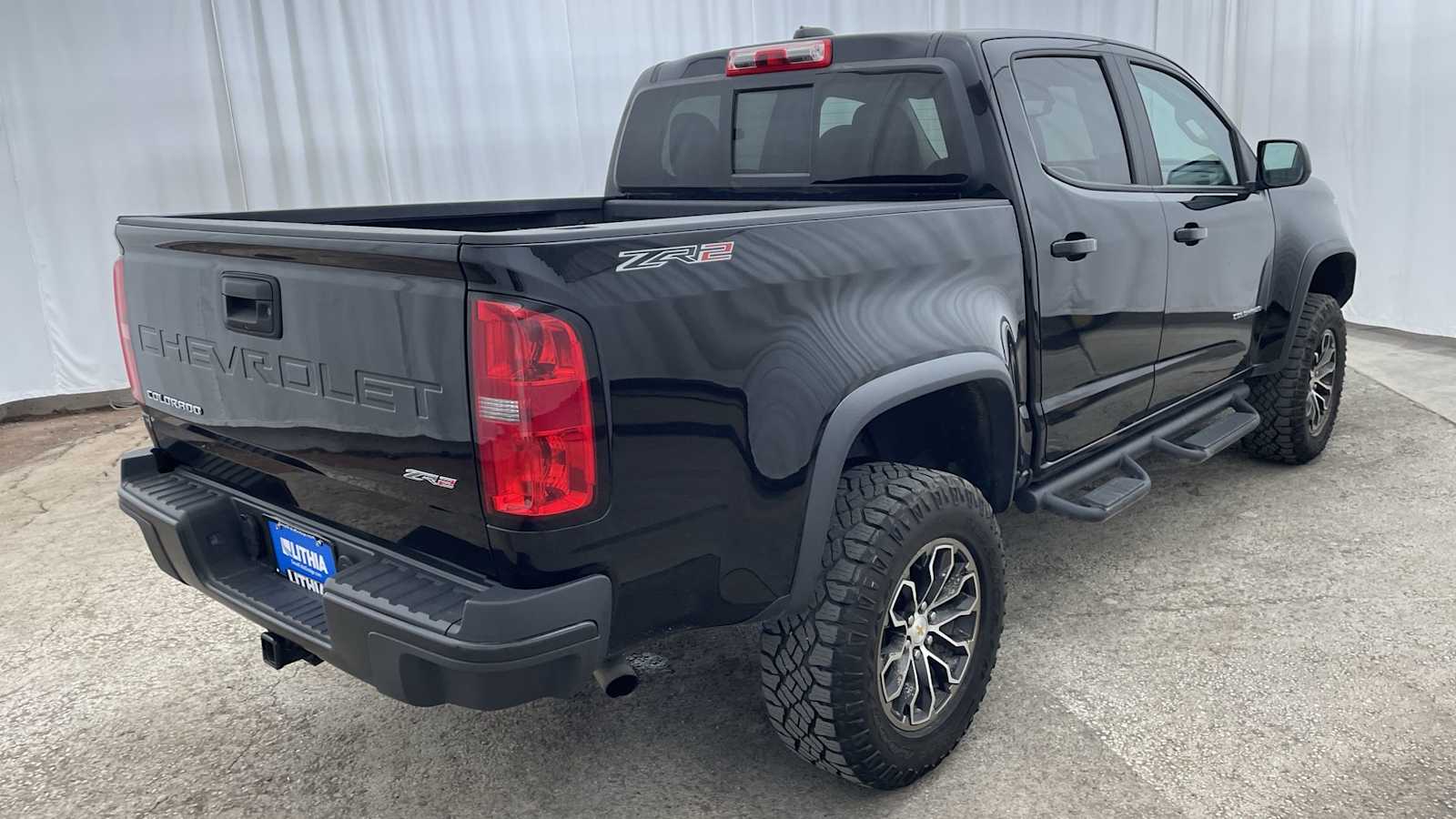 Thumbnail: 2022 Chevrolet Colorado - 36