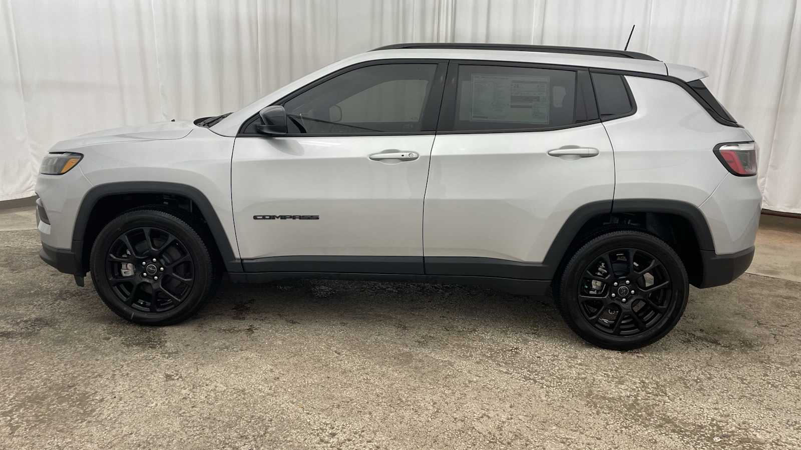 Thumbnail: 2026 Jeep Compass - 28