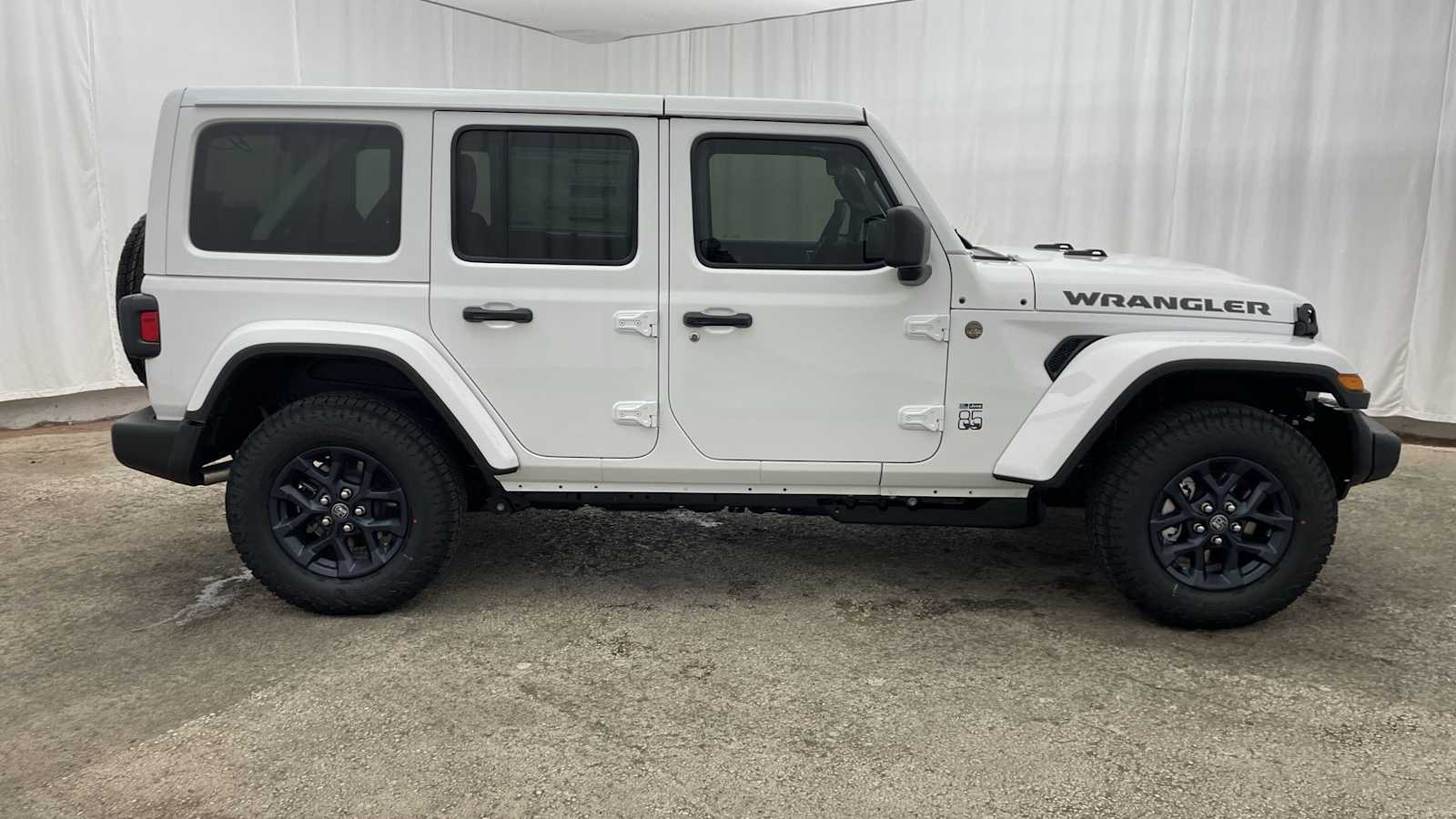 Thumbnail: 2026 Jeep Wrangler - 37