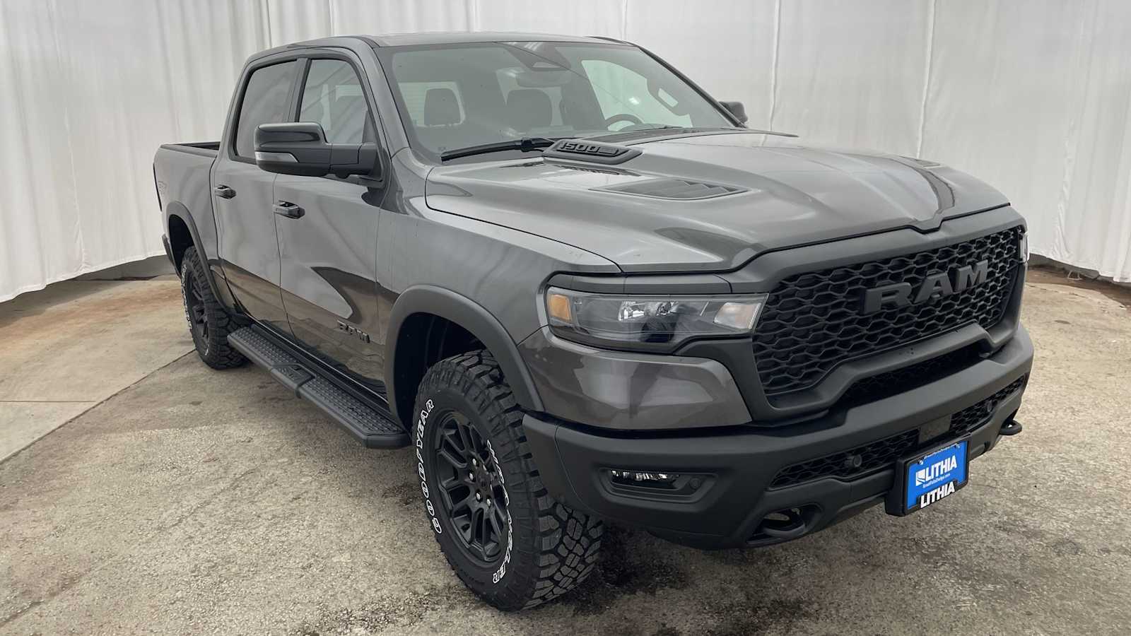 Thumbnail: 2025 RAM 1500 - 37