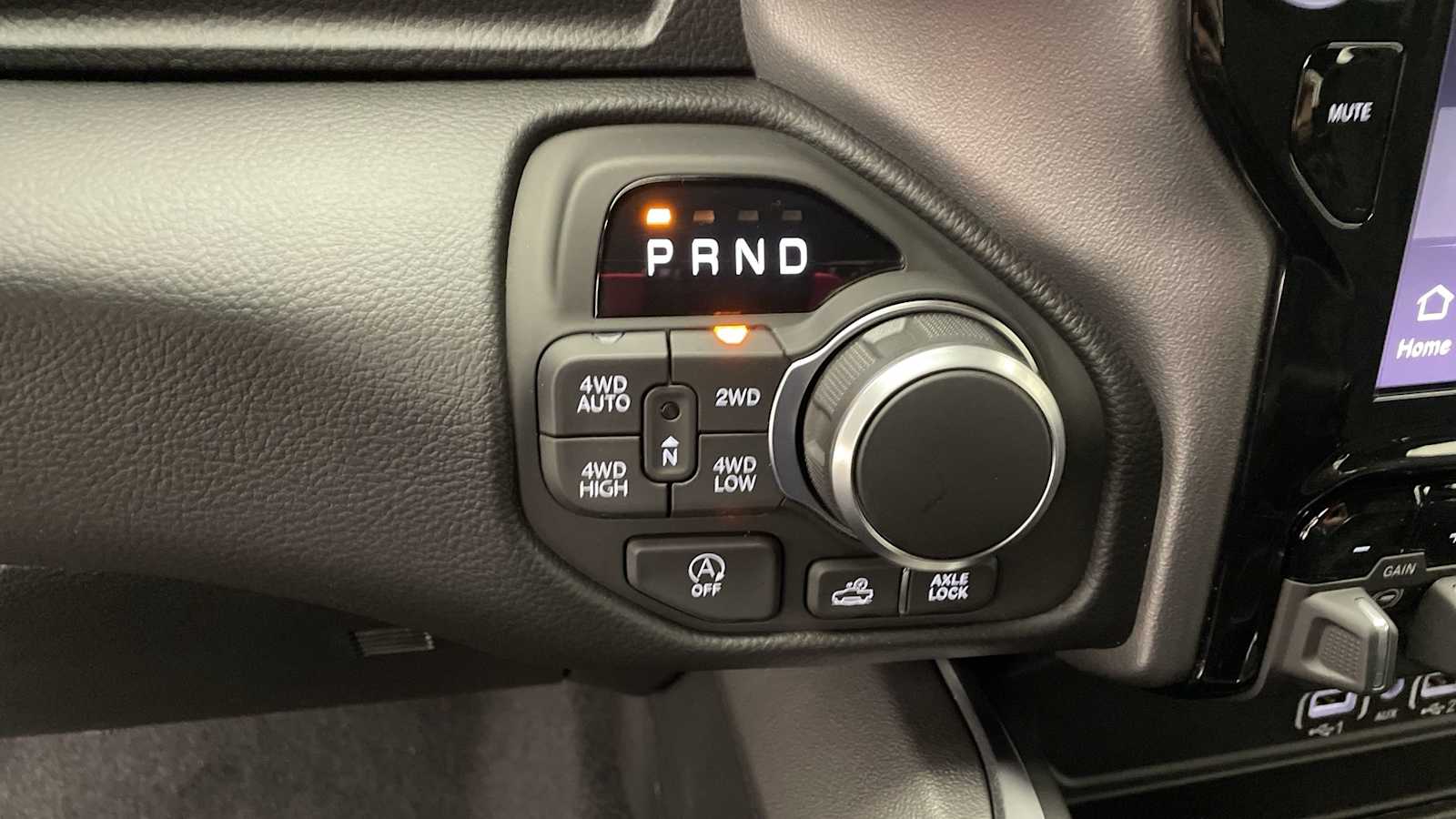 Thumbnail: 2026 RAM 1500 - 19