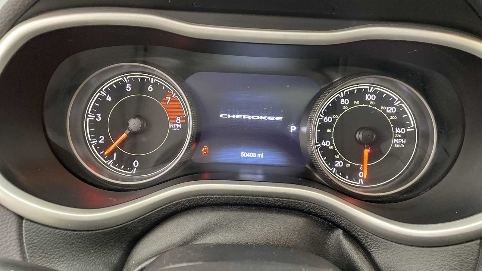 Thumbnail: 2018 Jeep Cherokee - 23