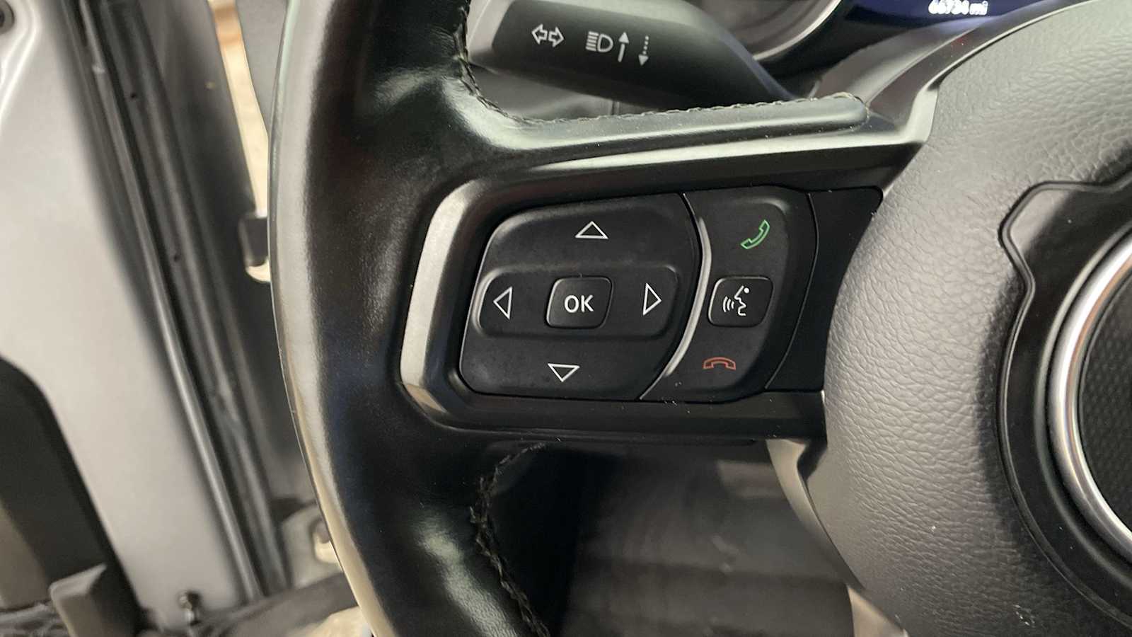 Thumbnail: 2020 Jeep Gladiator - 13