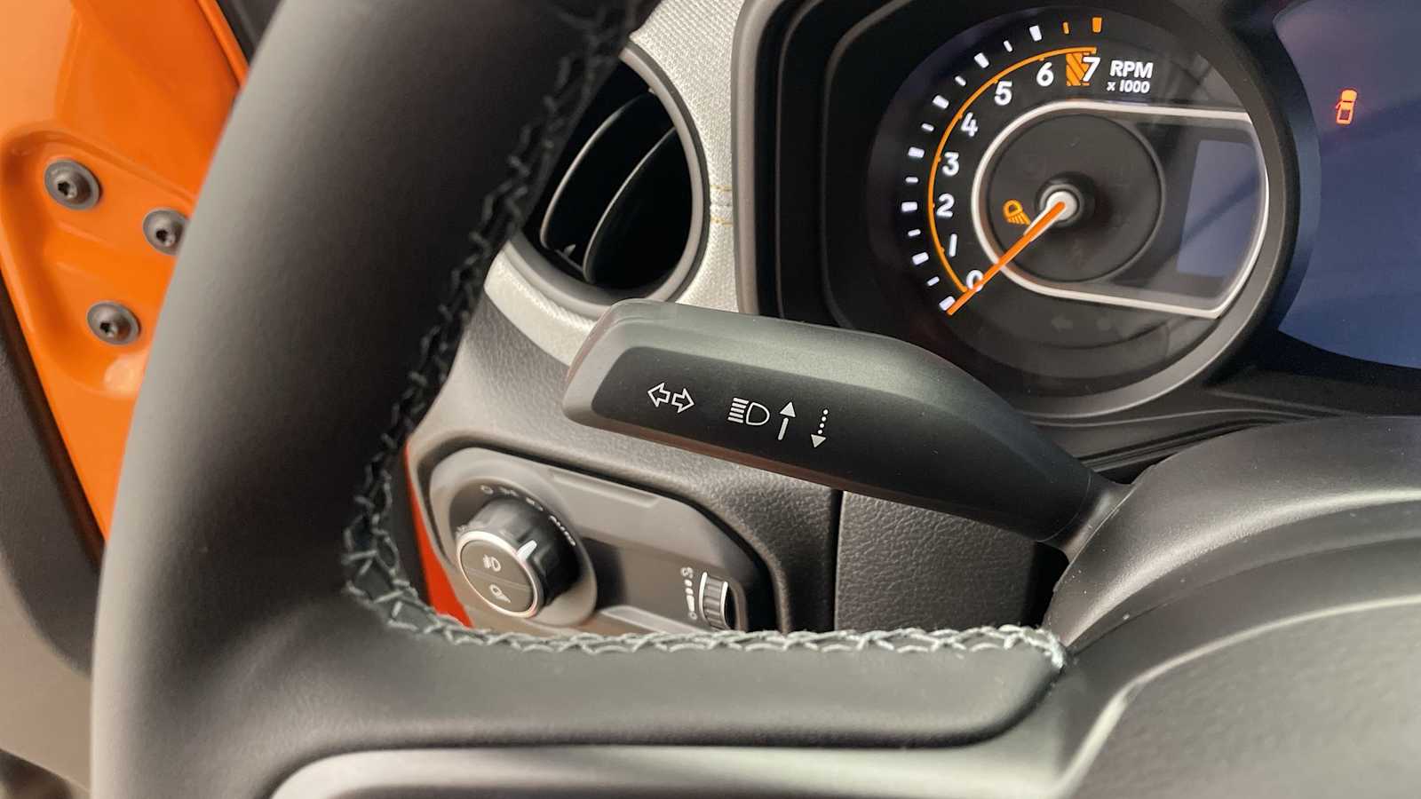 Thumbnail: 2025 Jeep Gladiator - 17