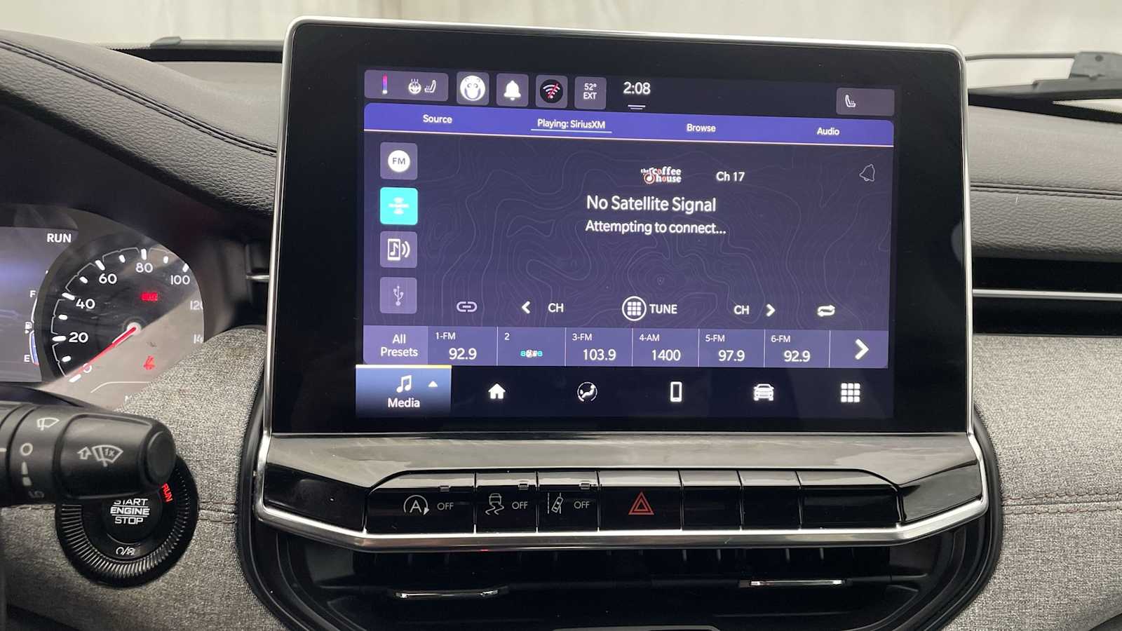 Thumbnail: 2022 Jeep Compass - 17