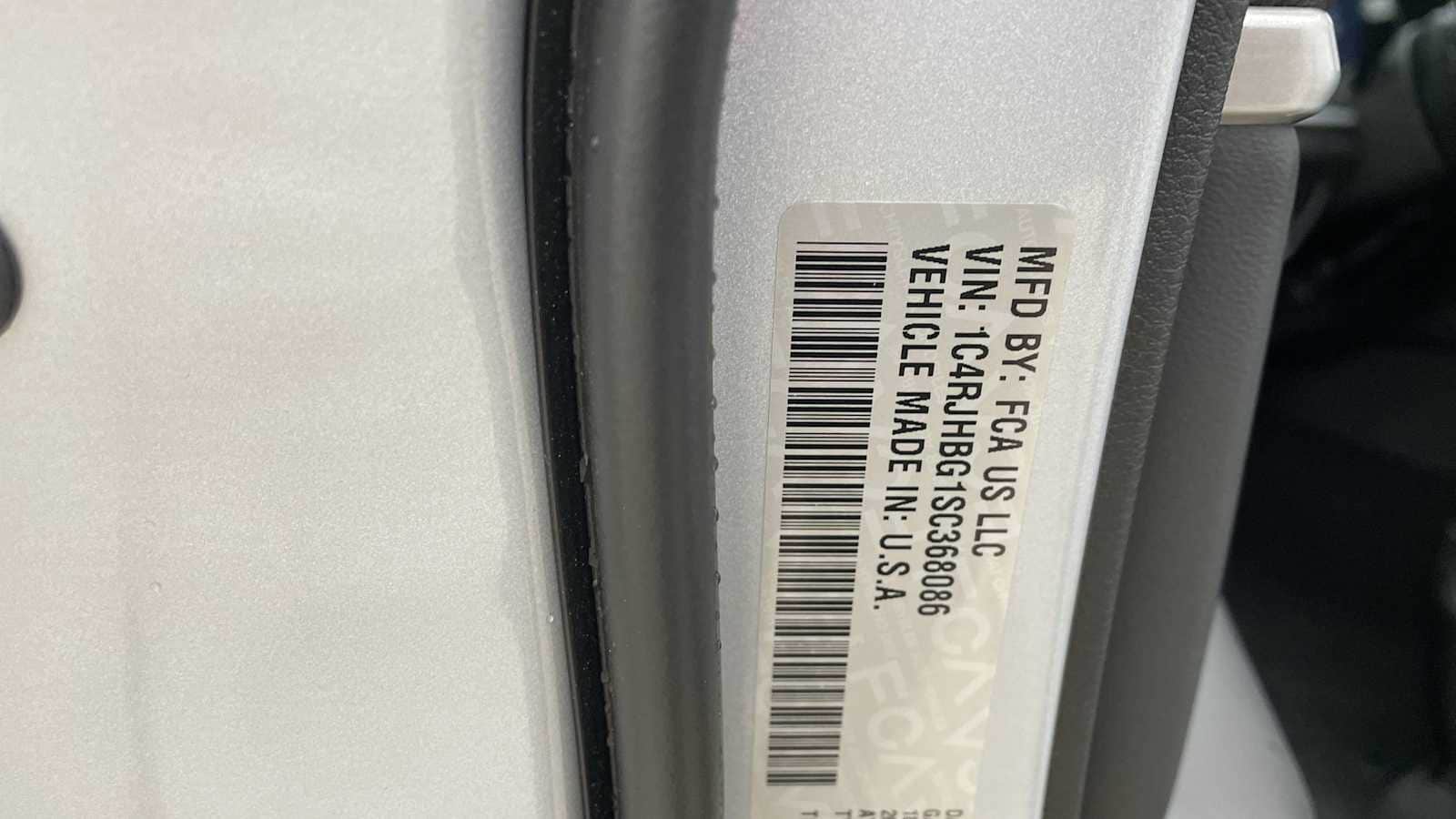 Thumbnail: 2025 Jeep Grand Cherokee - 31