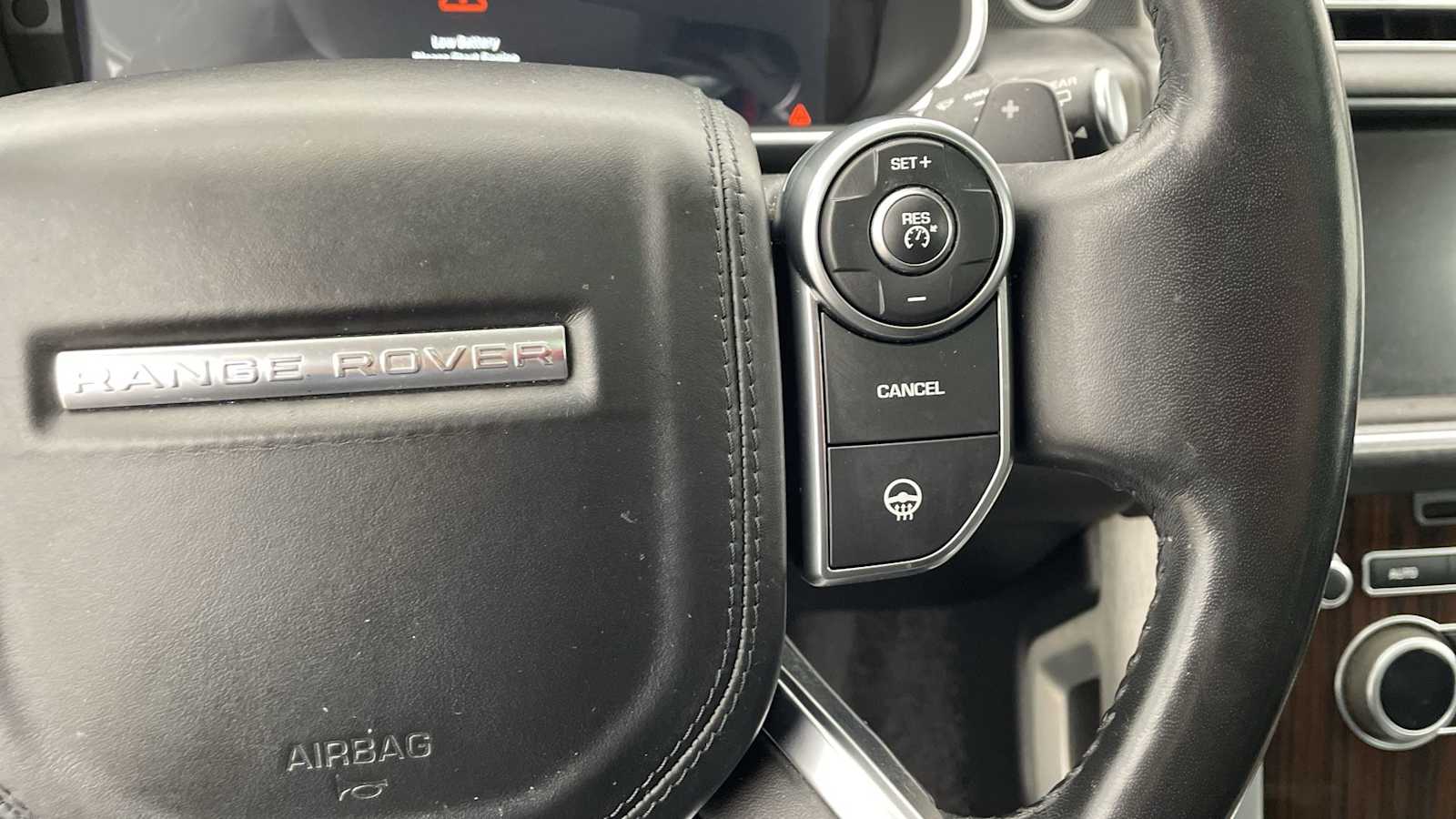 Thumbnail: 2017 Land Rover Range Rover - 16