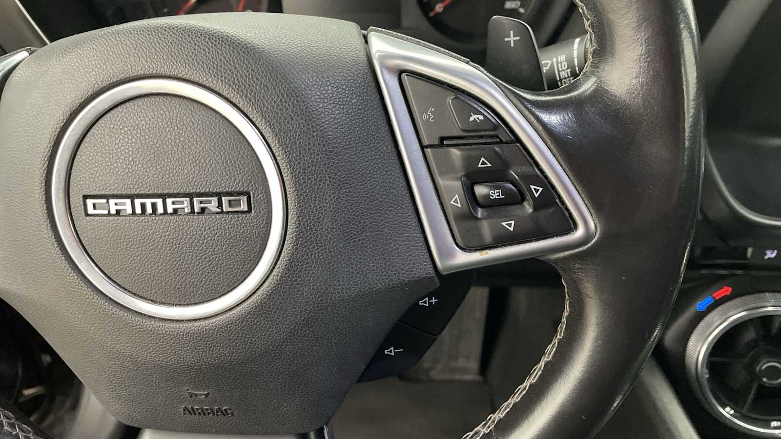 Thumbnail: 2019 Chevrolet Camaro - 13