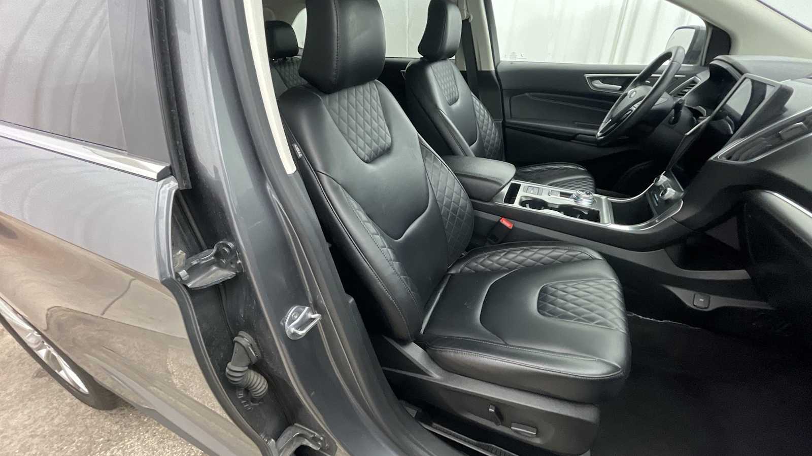 Thumbnail: 2024 Ford Edge - 10