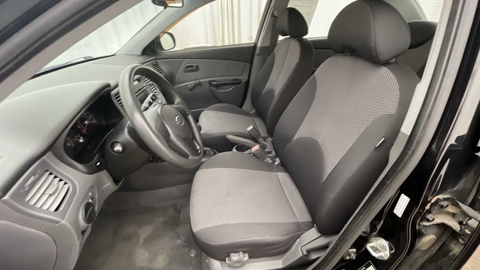 Thumbnail: 2011 Kia Rio - 4