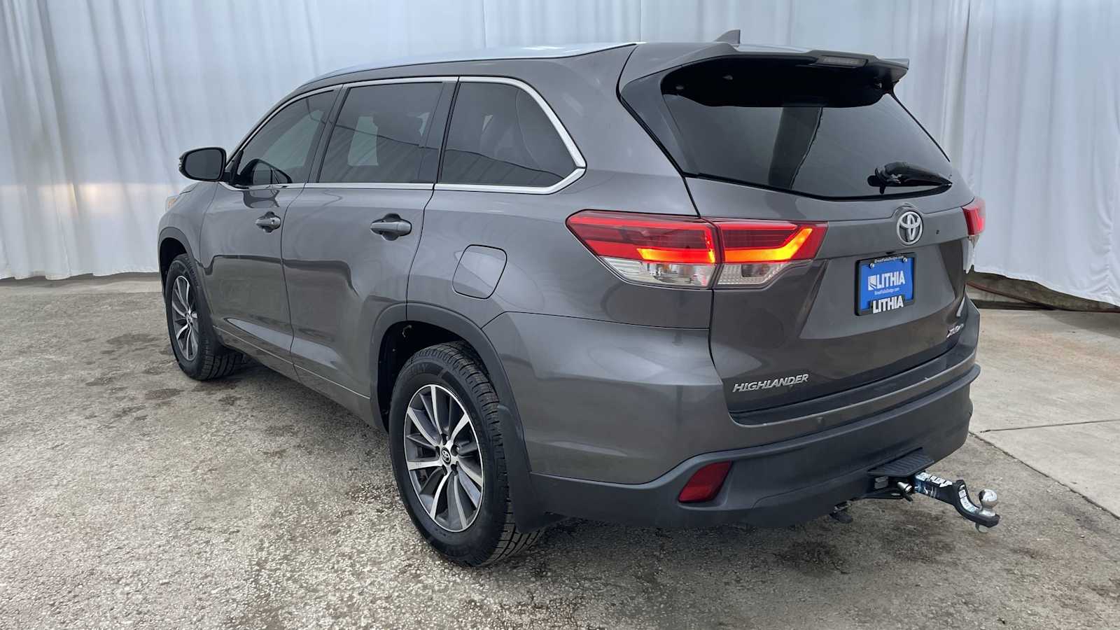 Thumbnail: 2018 Toyota Highlander - 33
