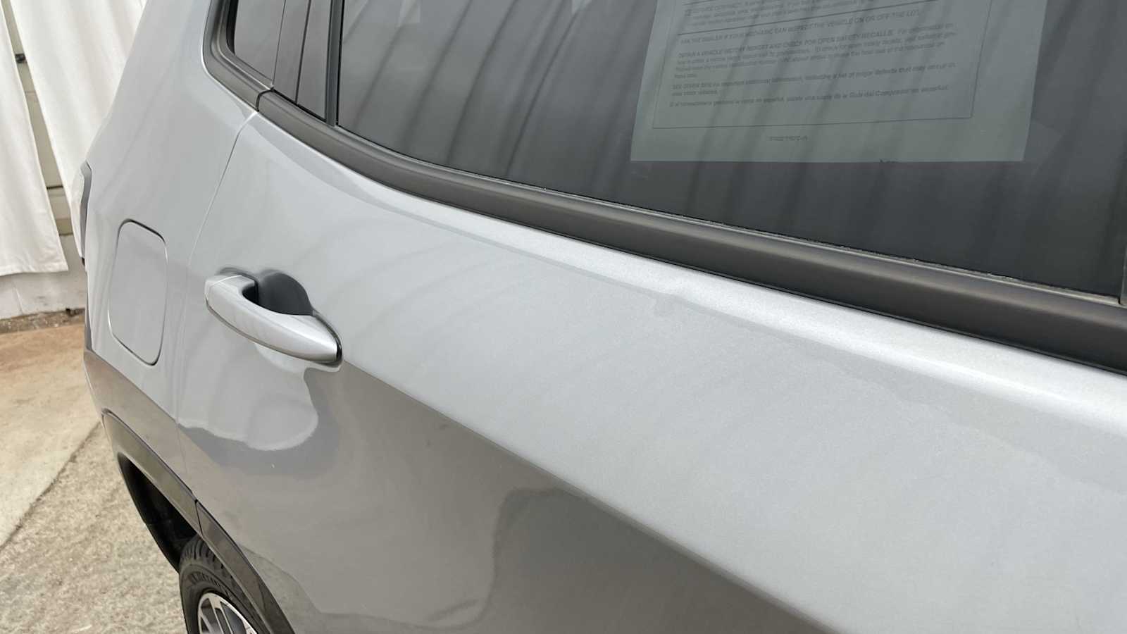 Thumbnail: 2022 Jeep Compass - 45