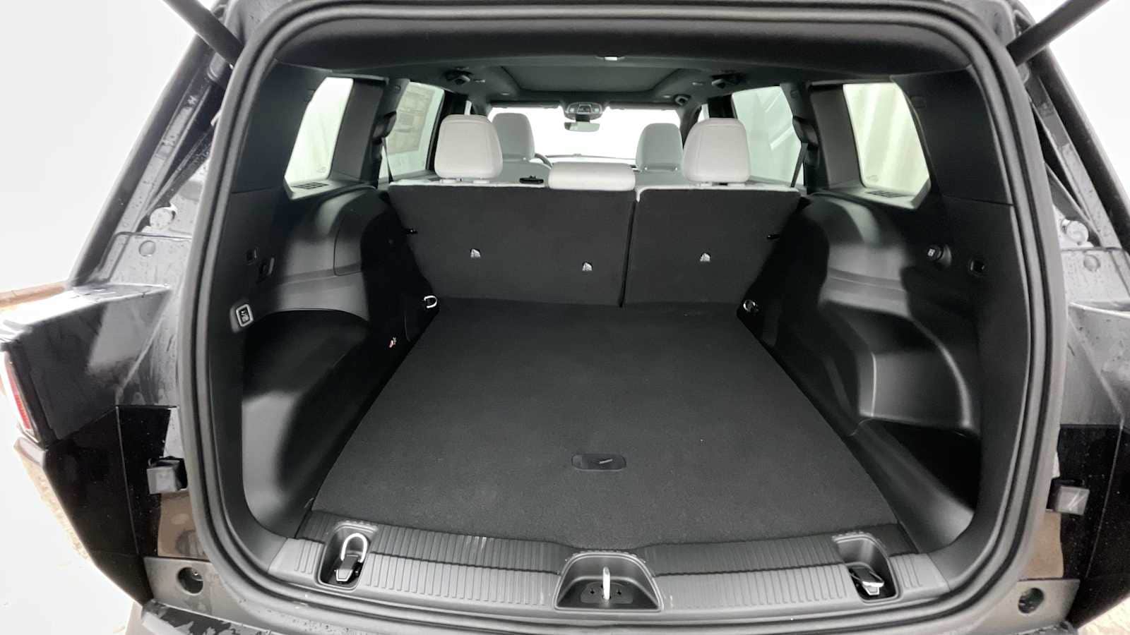 Thumbnail: 2026 Jeep Cherokee - 31