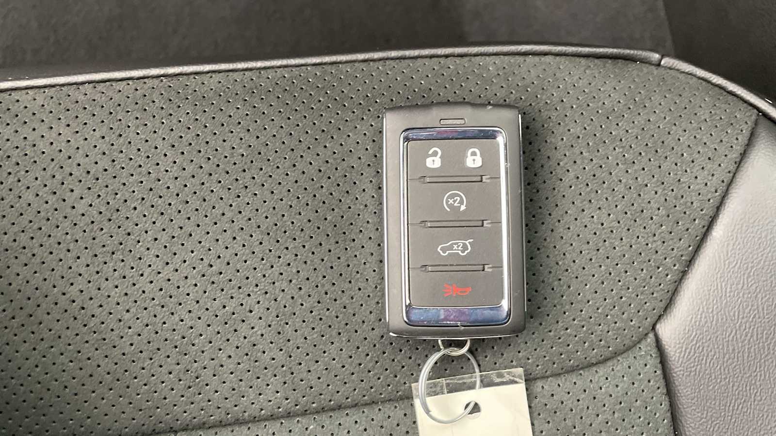 Thumbnail: 2026 Jeep Grand Cherokee - 23