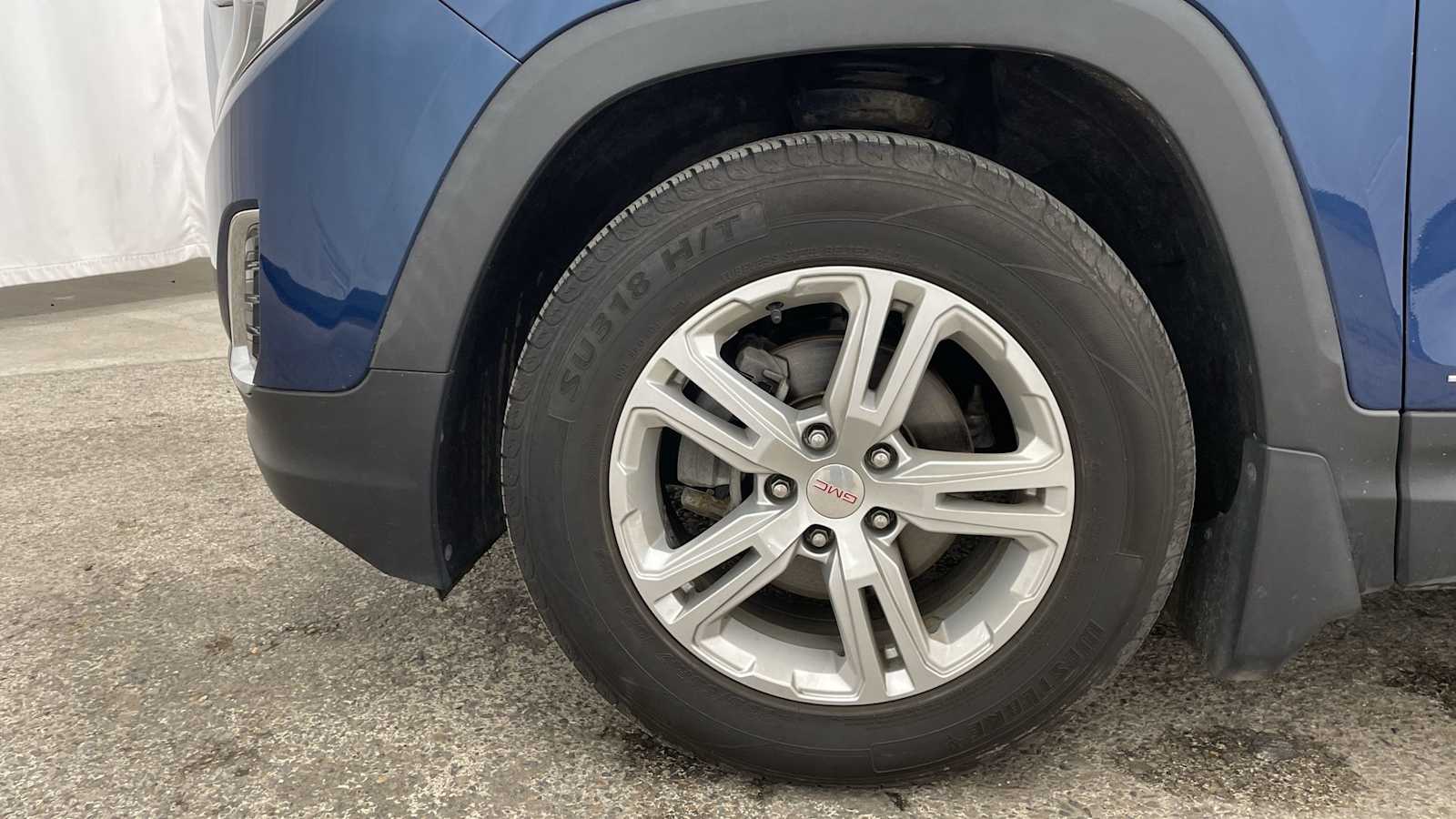 Thumbnail: 2020 GMC Terrain - 39