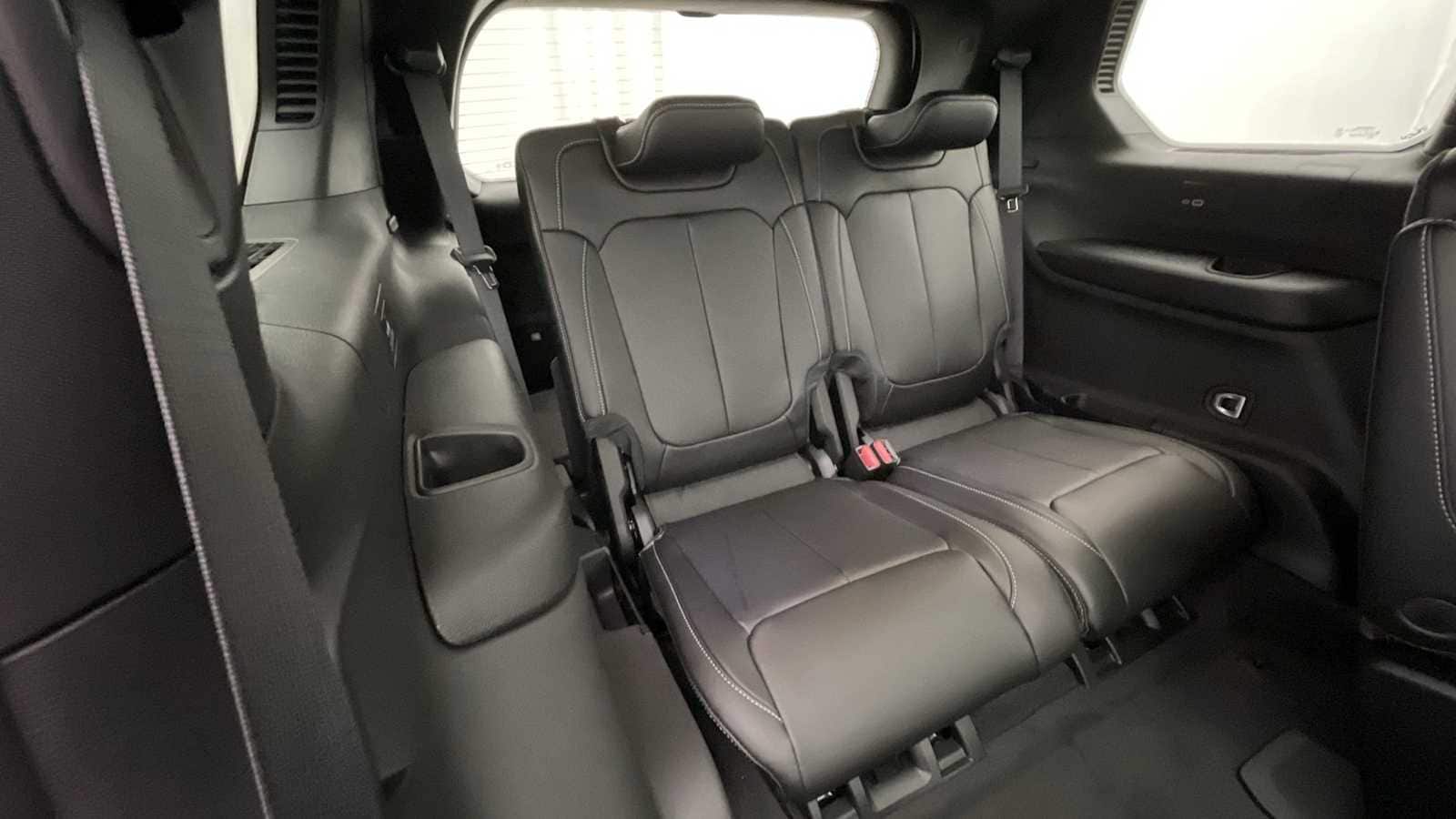 Thumbnail: 2025 Jeep Grand Cherokee - 12