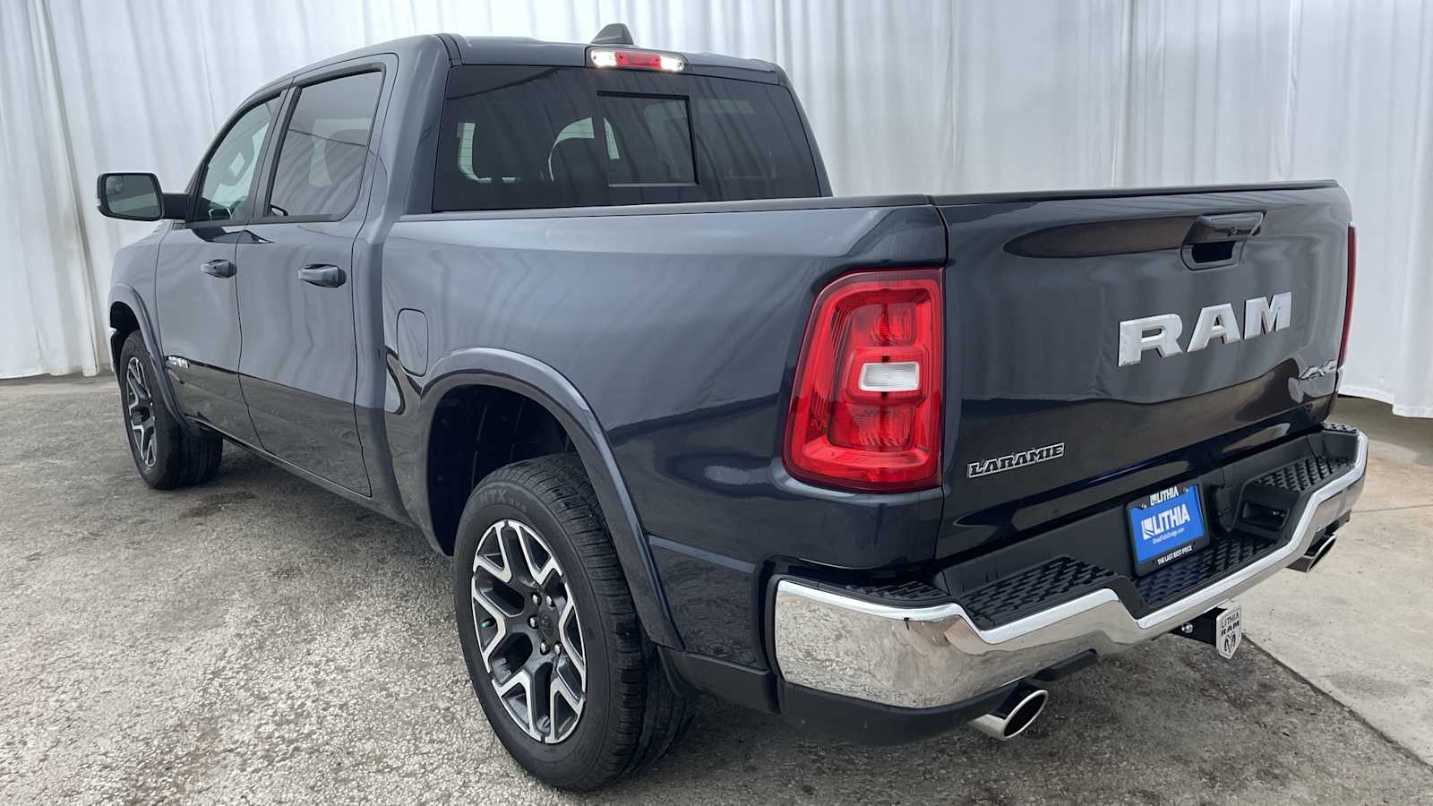 Thumbnail: 2026 RAM 1500 - 33