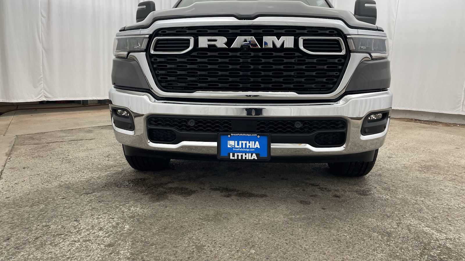 Thumbnail: 2026 RAM 1500 - 38
