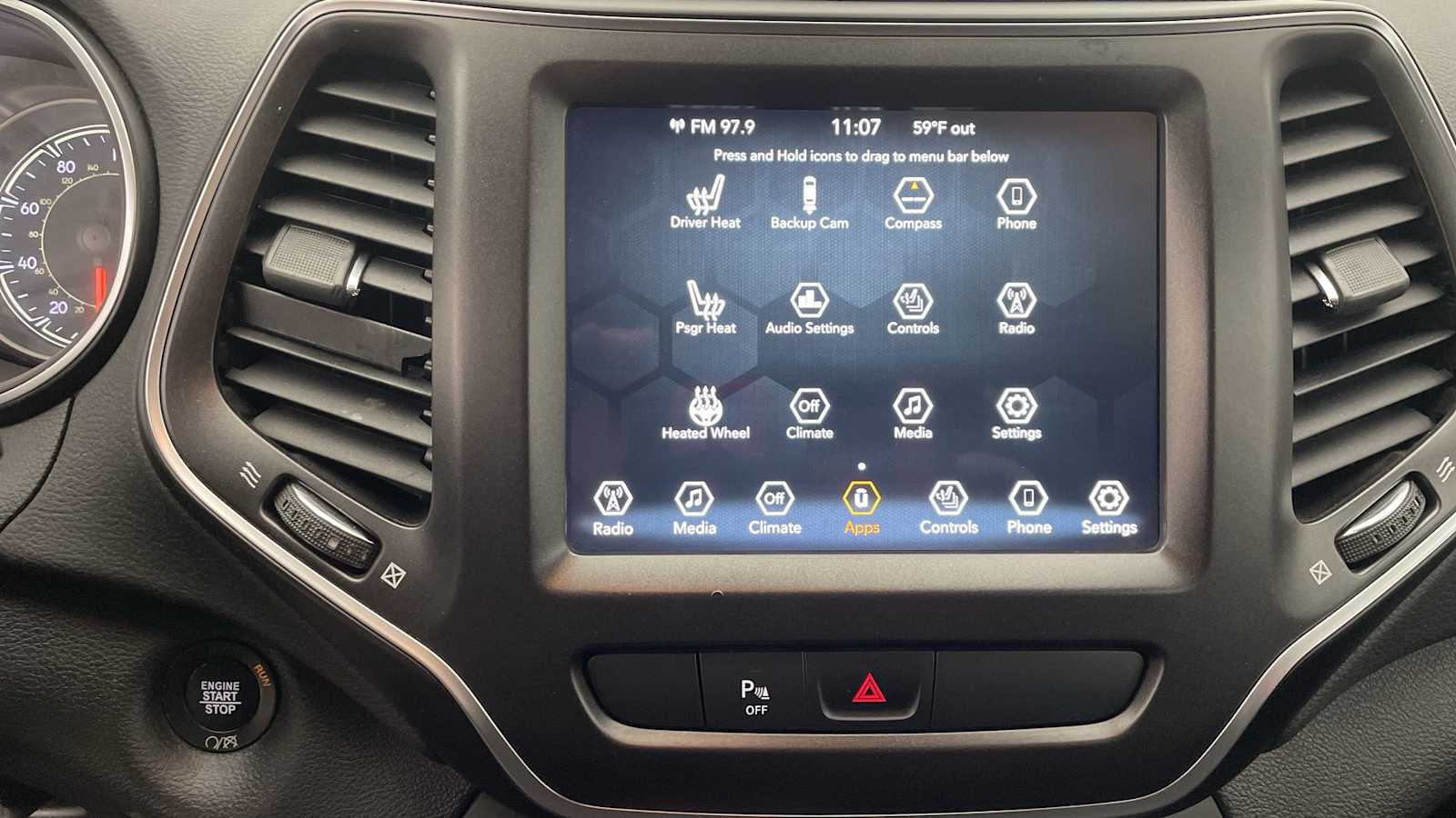 Thumbnail: 2019 Jeep Cherokee - 22