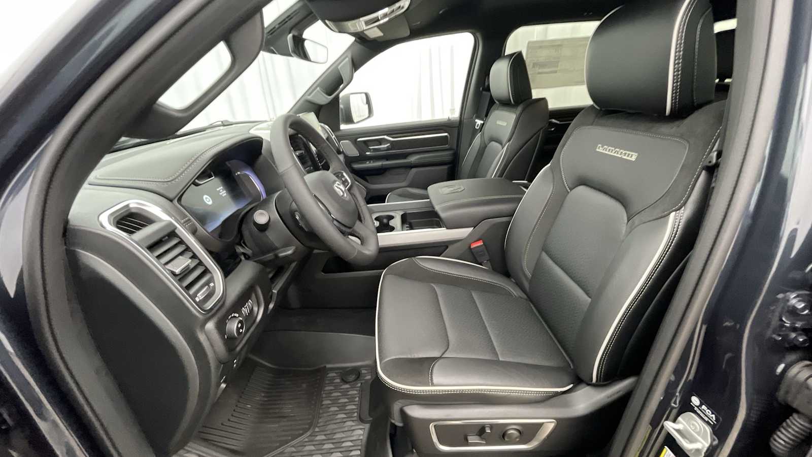 Thumbnail: 2026 RAM 1500 - 6