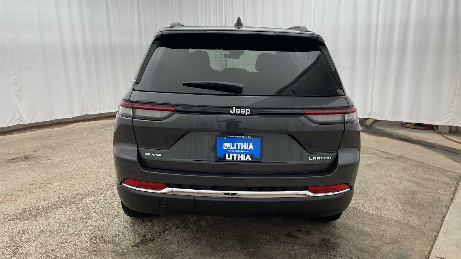 Thumbnail: 2025 Jeep Grand Cherokee - 33