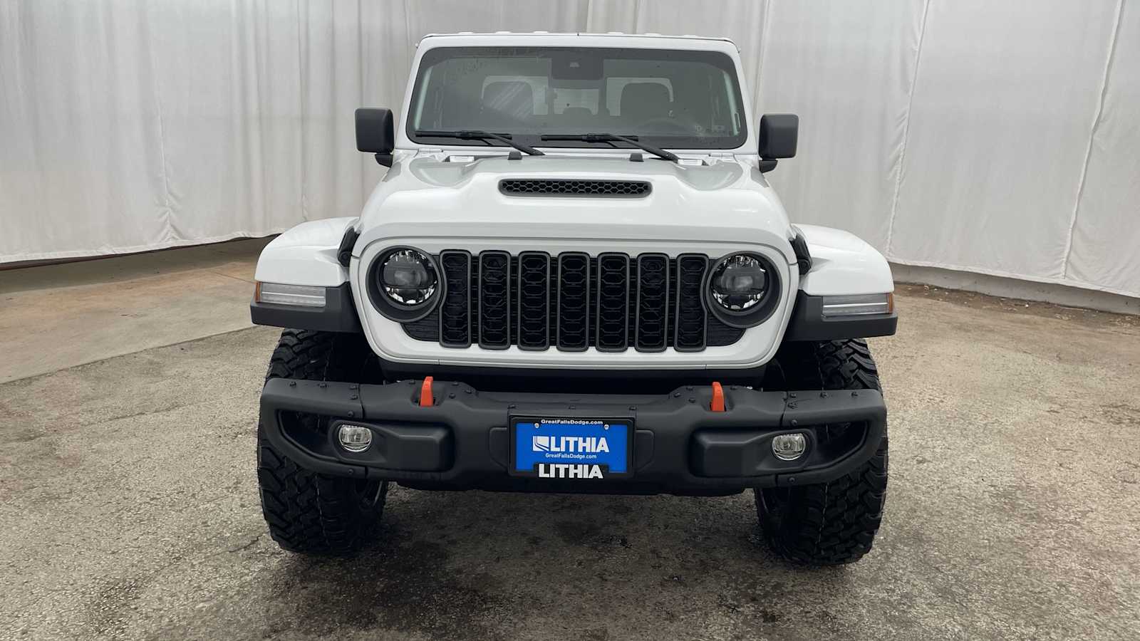 Thumbnail: 2025 Jeep Gladiator - 38