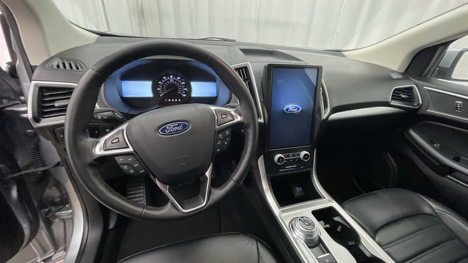 Thumbnail: 2024 Ford Edge - 3