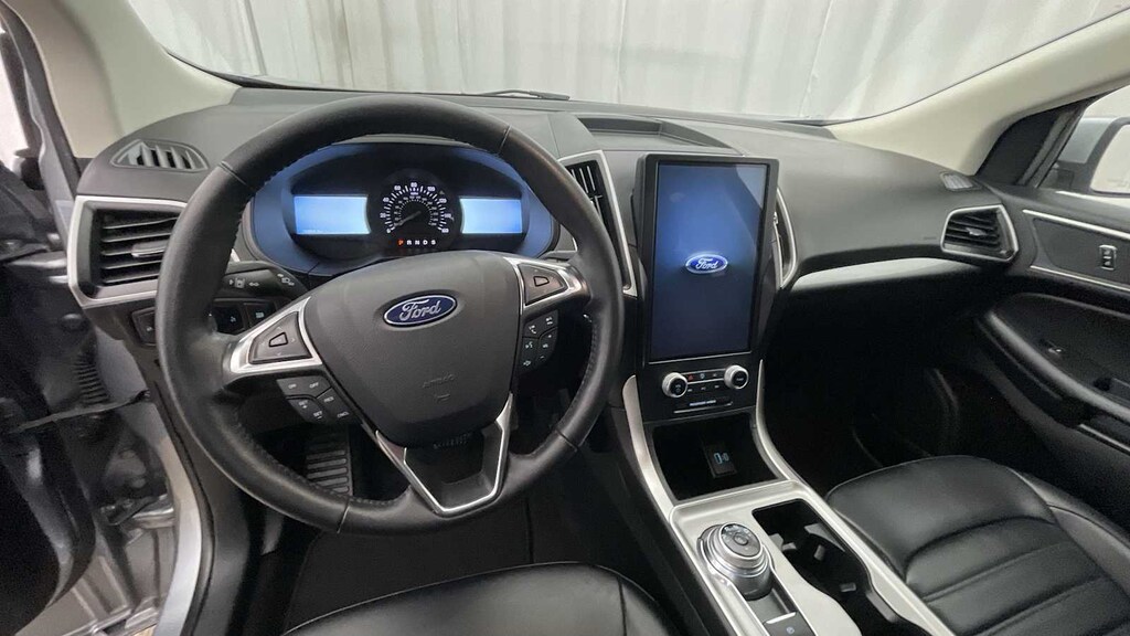 Used 2024 Ford Edge SUV
