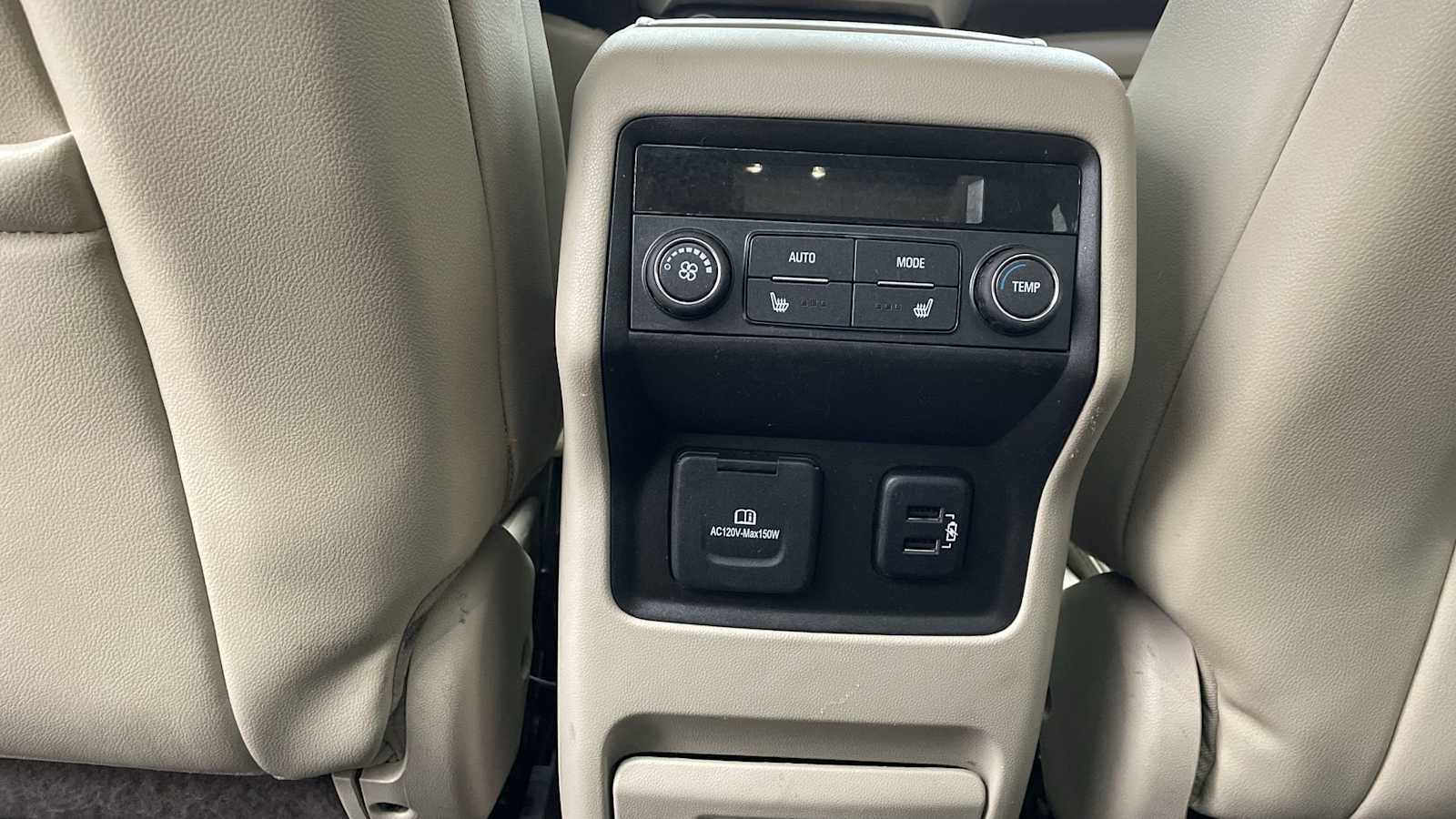 Thumbnail: 2017 GMC Acadia - 28