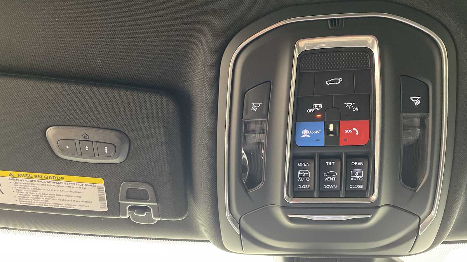 Thumbnail: 2026 Jeep Grand Cherokee - 25