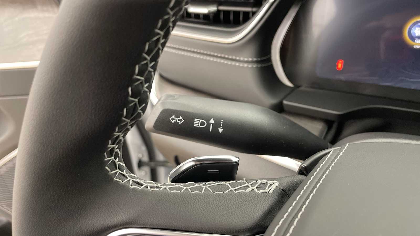 Thumbnail: 2025 Jeep Grand Cherokee - 19